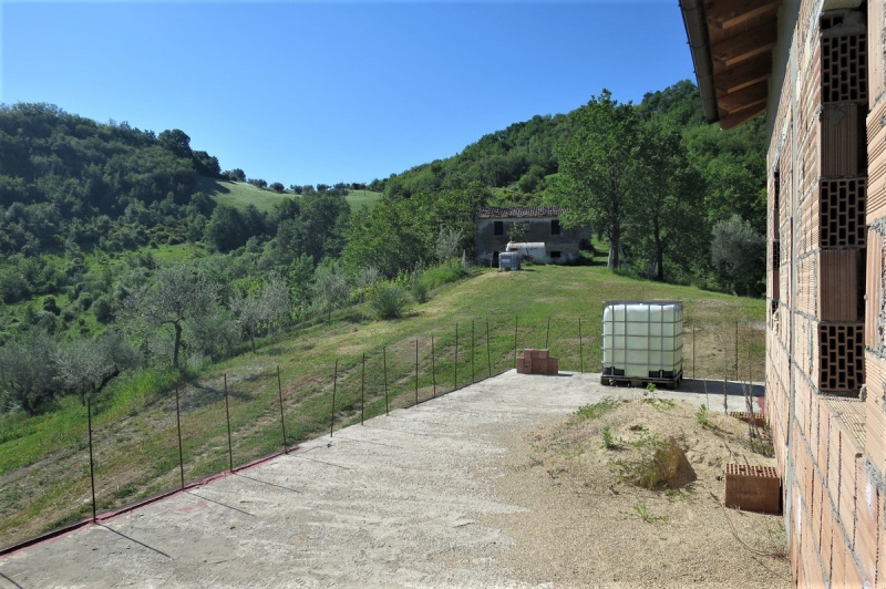 Hus på landet i Castiglione Messer Raimondo