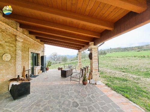 Country house in Castilenti