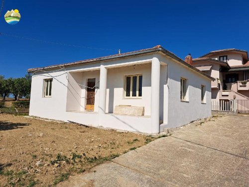 Detached house in Castilenti