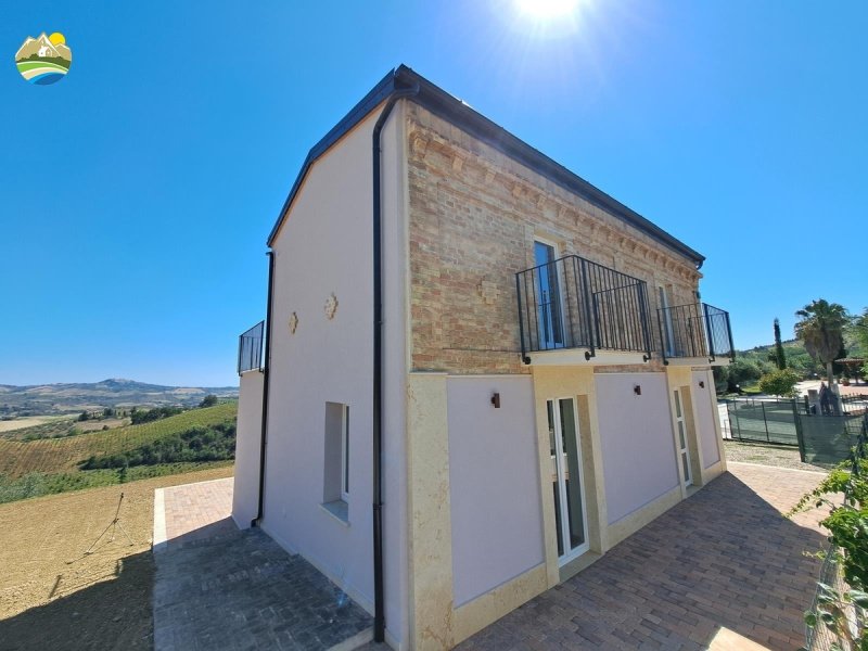 Country house in Collecorvino