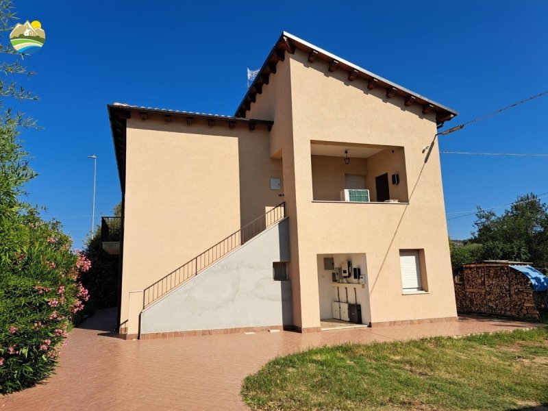 Apartamento en Castiglione Messer Raimondo