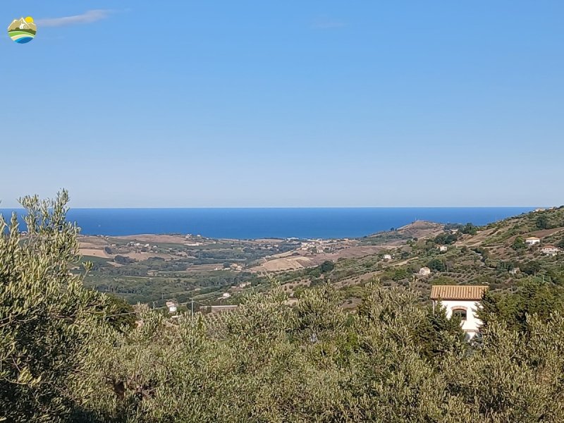 Casa de campo em Città Sant'Angelo