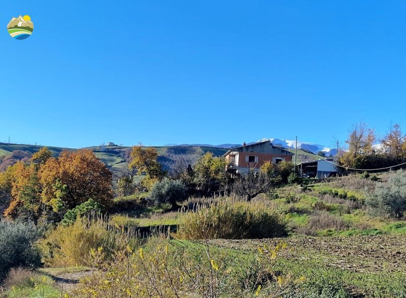 Casa de campo em Castiglione Messer Raimondo