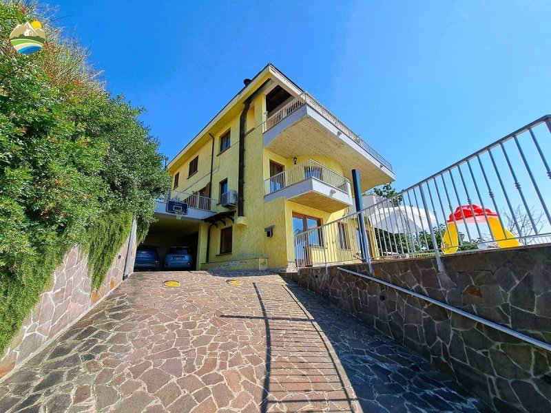 Villa i Castiglione Messer Raimondo