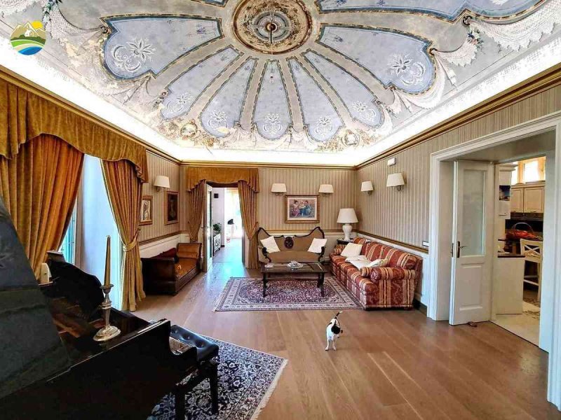 Историческое здание в Челлино-Аттаназьо