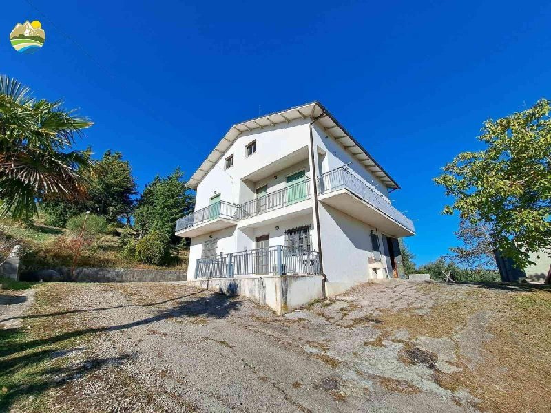 Landhaus in Castiglione Messer Raimondo