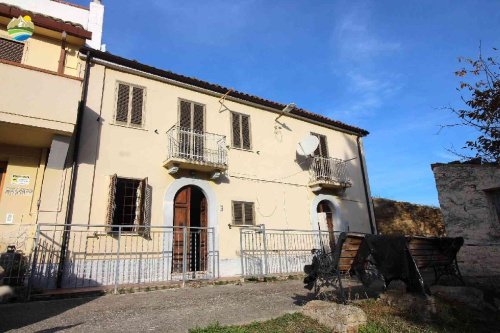 Semi-detached house in Arsita