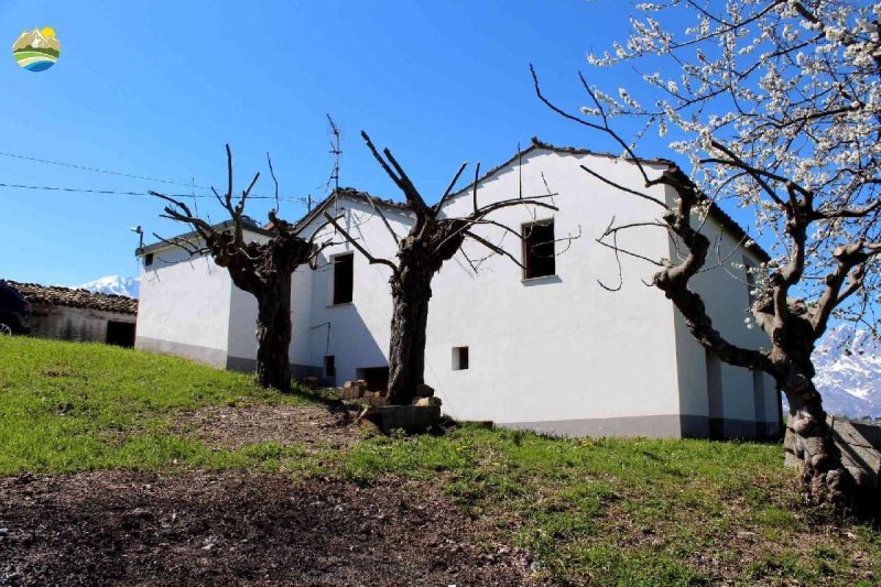 Landhaus in Castelli