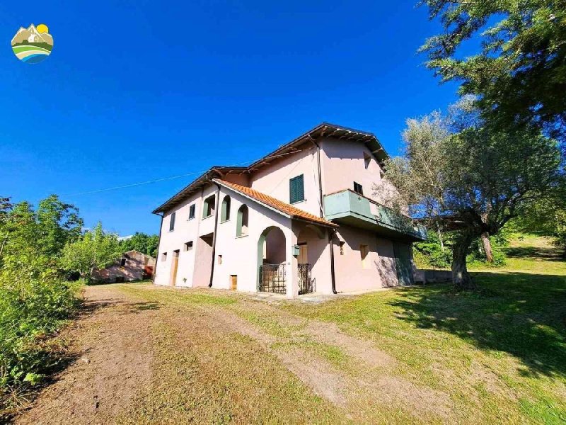 Casa di campagna a Montefino