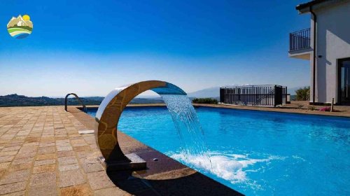 Villa i Penne