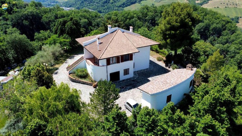 Villa en Montefino