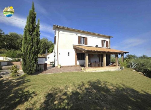 Casa di campagna a Montefino