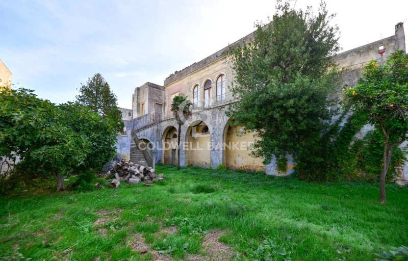 Edificio en Squinzano