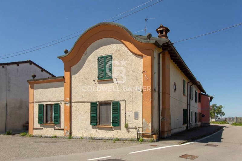 Casa indipendente a Dovera