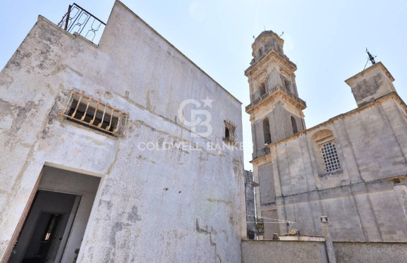 Casa indipendente a Sternatia