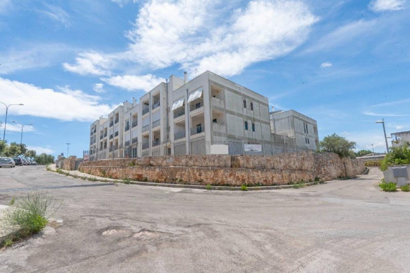 Inmueble comercial en Ostuni