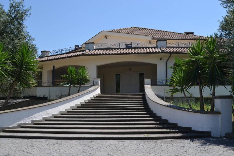 Villa en Canino