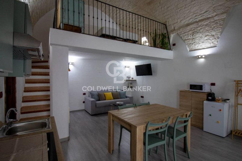 Особняк в Остуни