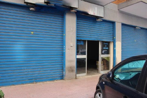 Kommersiell byggnad i Taranto