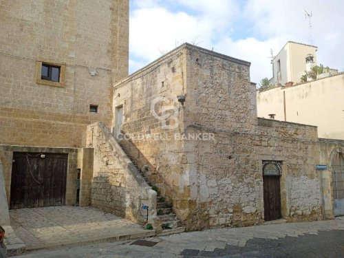 Kommersiell byggnad i Brindisi