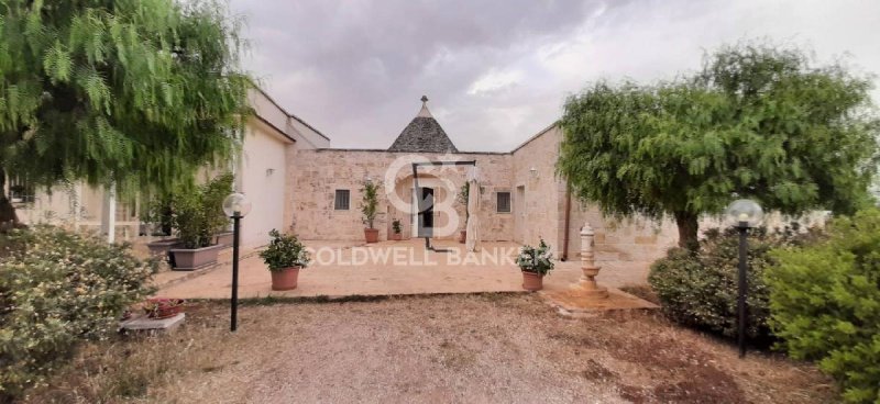 马丁纳弗兰卡别墅