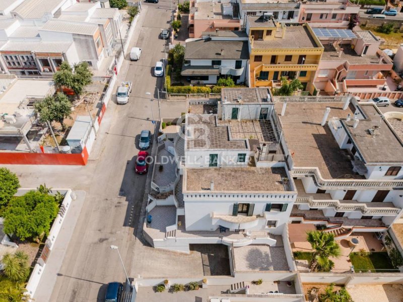 Reihenhaus in Alezio