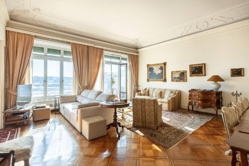 Чердак в Rome