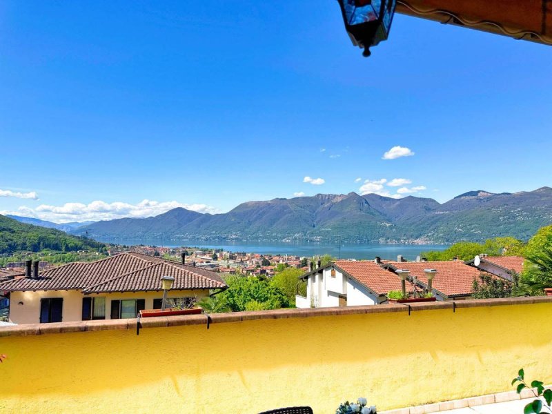 Вилла в Луино