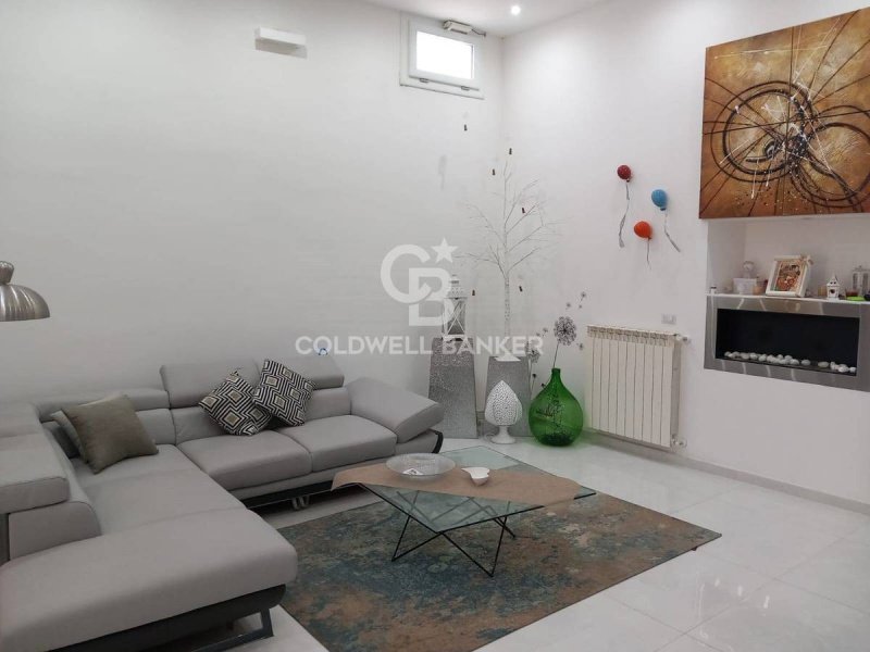 Maison jumelée à Brindisi