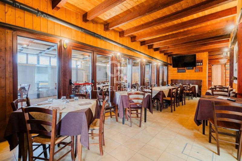 Inmueble comercial en Carpignano Salentino