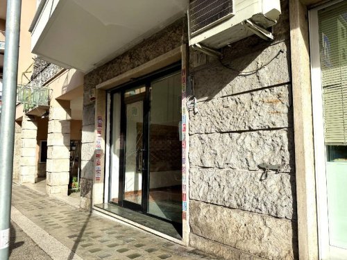 Local commercial à Rome