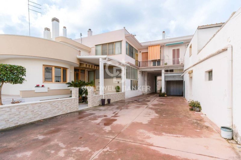 Квартира в Сан-Микеле-Салентино