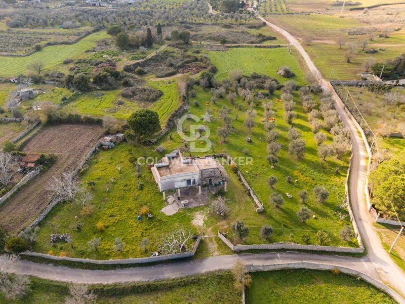 卡皮尼亚诺萨伦蒂诺别墅