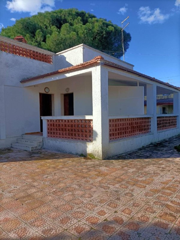 4 Bedrooms Villa for sale in Taranto [800869] | Gate-away®