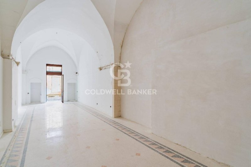 Edifício comercial em Galatina