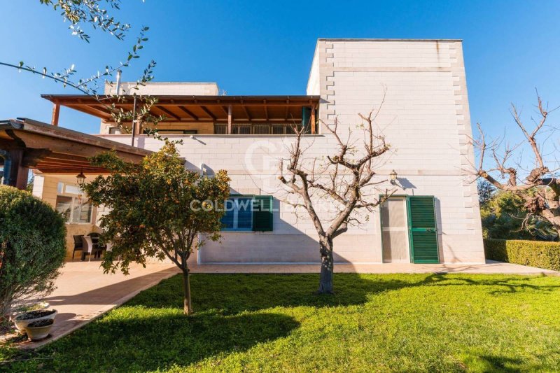 Villa a Noicattaro