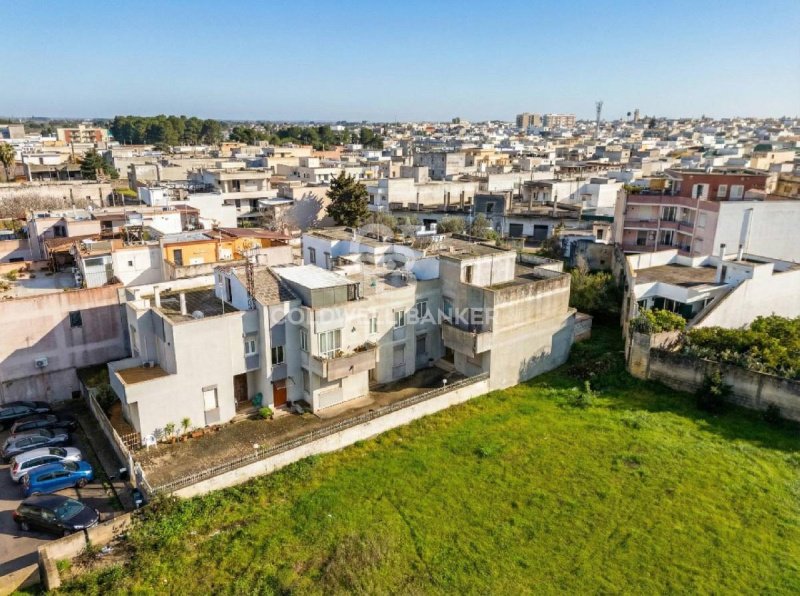 Casa semi indipendente a Galatina