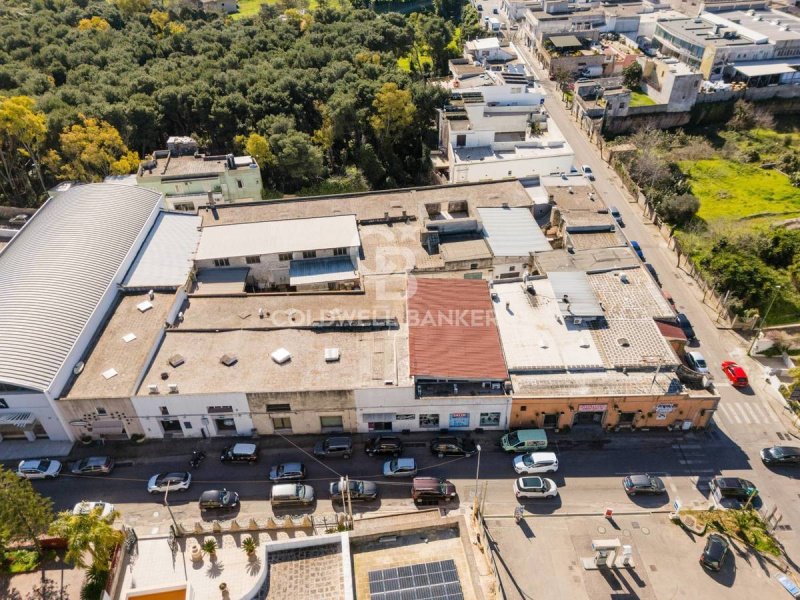 Commercial property in Casarano