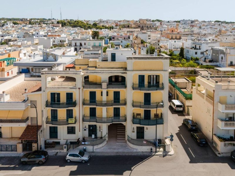 Takvåning i Parabita