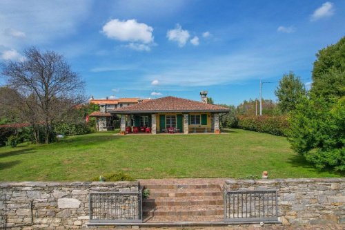 Villa en Gattico-Veruno