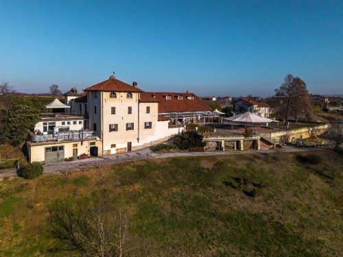 Edifício comercial em Mondovì