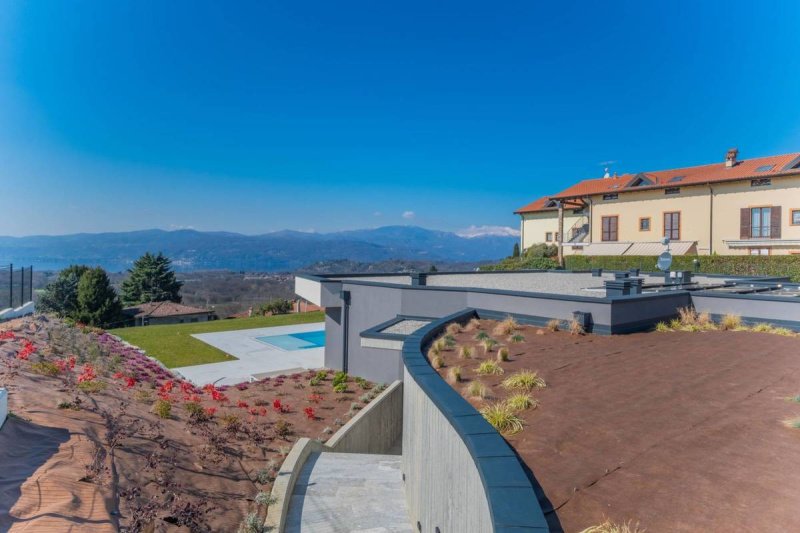 Villa in Besozzo