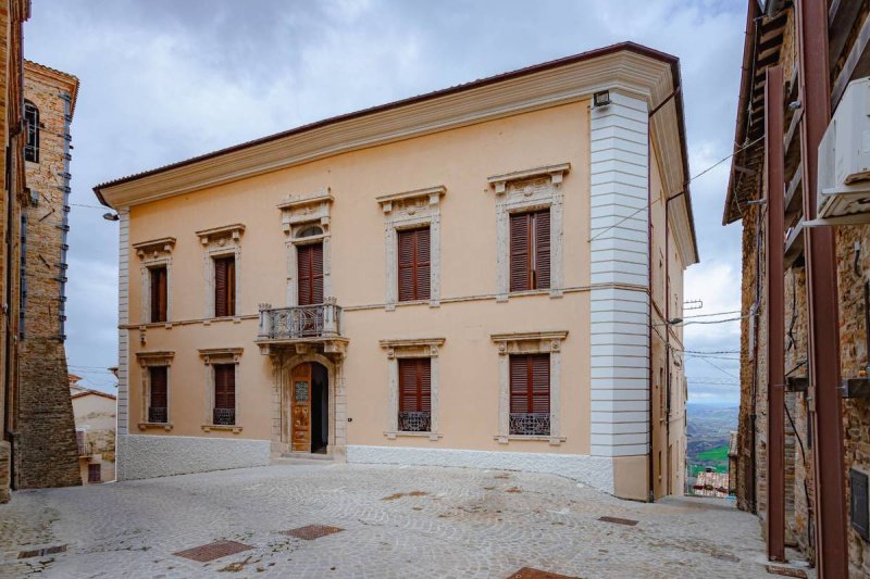 Edificio en Force