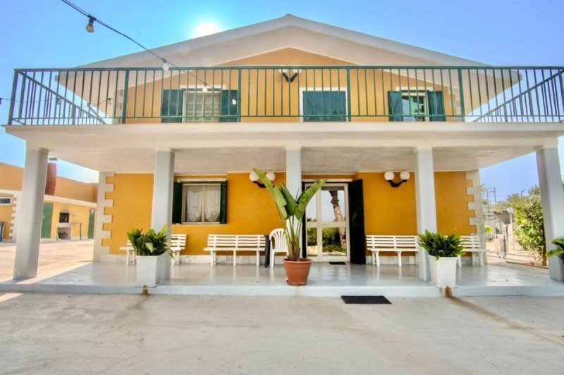 Villa en Andría