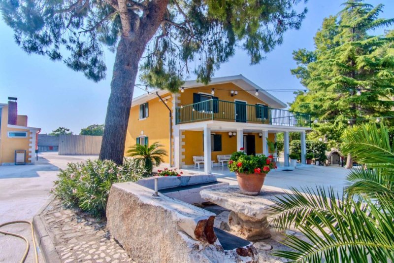 Villa en Andría