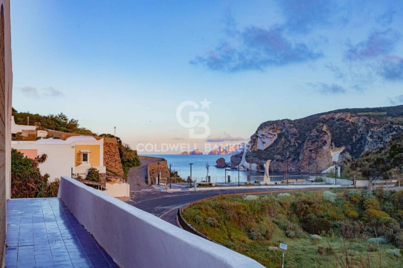 Moradia em Ponza