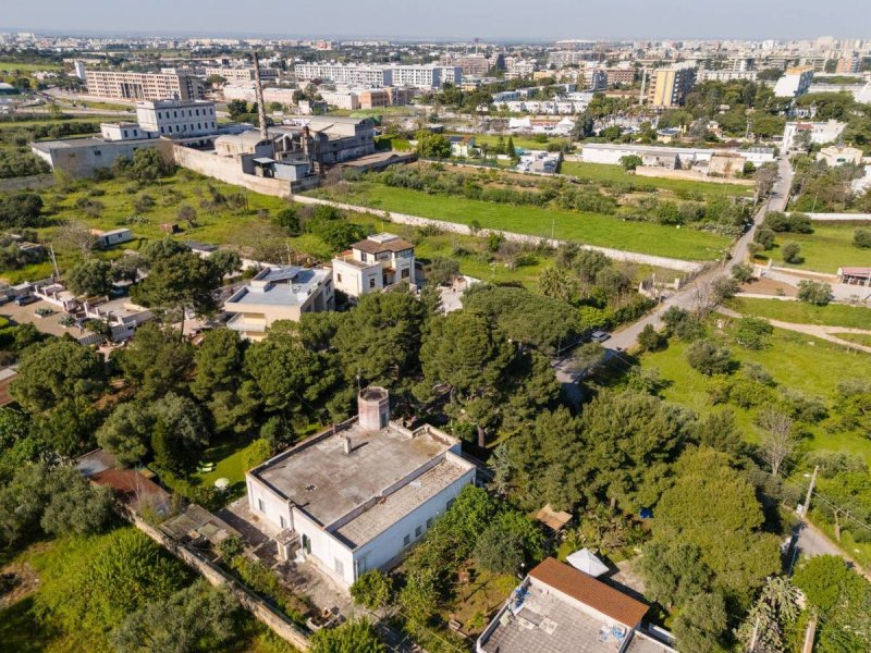 Villa in Bari