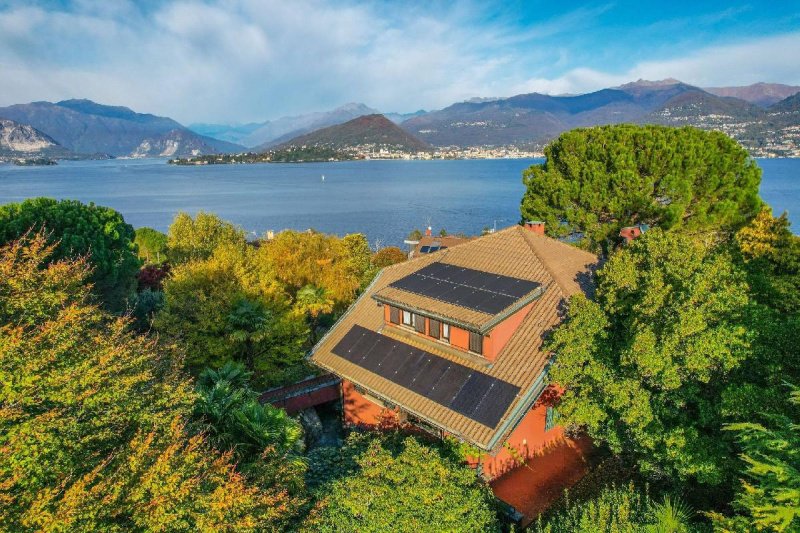 Villa in Laveno-Mombello