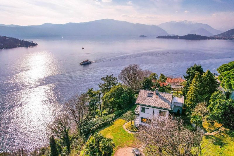 Villa in Laveno-Mombello