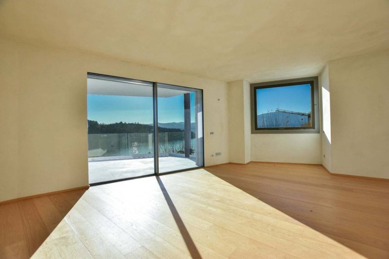 Apartment in Laveno-Mombello